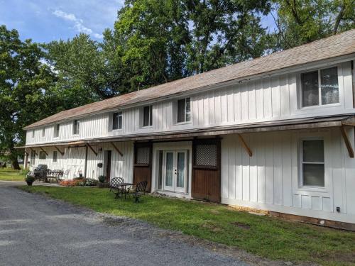 Historic Barn - 2 Bedroom Apartment Close To Legoland NY in 戈申