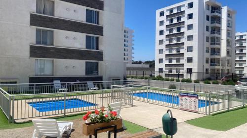 Departamento en La Serena a pasos del Faro y la playa, cercano a supermercados, con excelente ubicación y completamente equipado