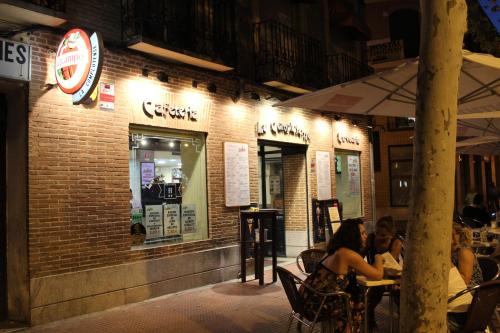 Restaurante, Hotel Cuatro Canos in Alcala de Henares