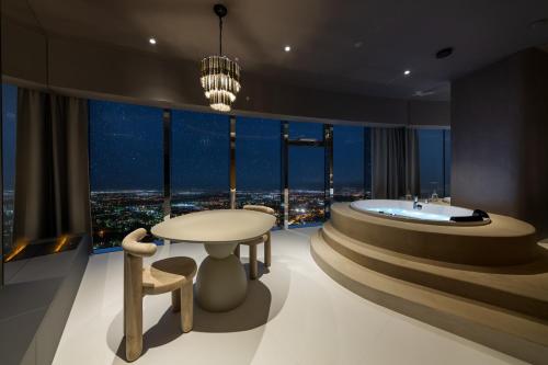 Exterior view of Sky Tower Apartamenty - In The Sky Apartments
