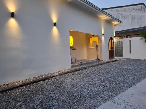 Wannan Cafe & Boutique Hotel