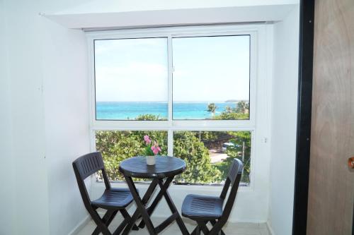 Jhonny Cay Suites