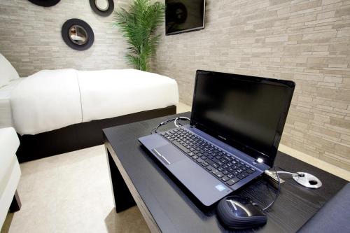 Forestar Hotel - Tap to explore photos