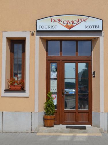 Lokomotiv Motel in Eger