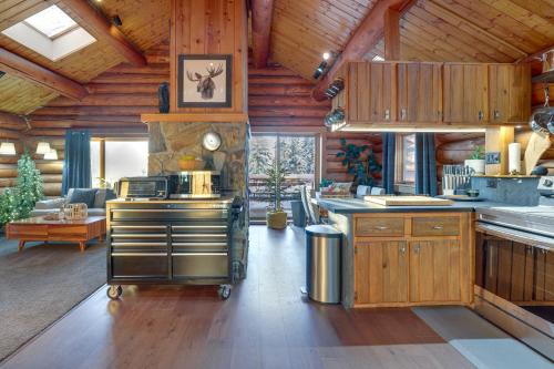 Explore Fairbanks! Authentic Log Cabin w/ Views in Chena (AK)