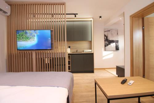 SILVERLAND apartments Free parking