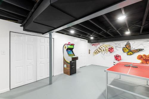 娛樂設施, La Casa Bella 5BR 3BA Games 2 Living Areas in 坎普泰勒