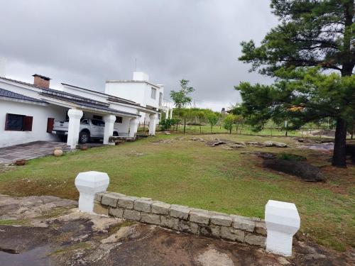Hermosa propiedad para 8 y 10 personas piscina quincho gran parque in Cabalango