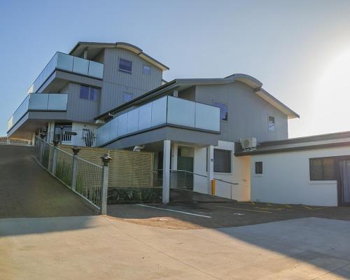 Boatshed Motel Apartments - Tauranga