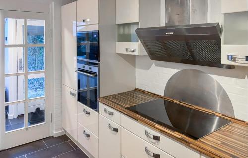 Kitchen, Beach Front Home In Blavand With Sauna in Vejers Strand