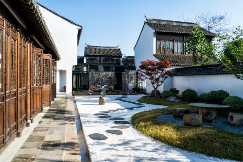 . Century Light Villa Suzhou Luzhi Ancient Town