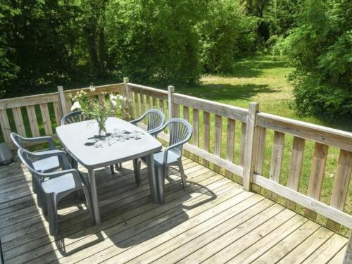 Mobil-home confortable avec terrasse pour 4 personnes - API-1-52-1361 in St Reverend