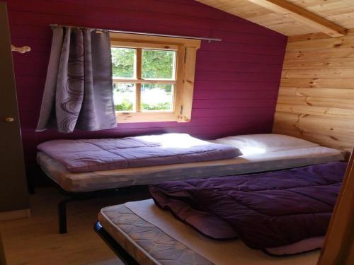 Chalet avec Terrasse pour 6 personnes à Bieuzy - API-1-52-1303 (Chalet avec Terrasse pour 6 personnes a Bieuzy - API-1-52-1303) in 普呂梅利歐