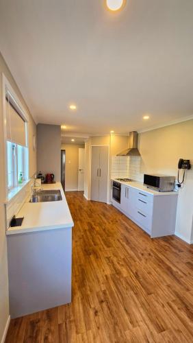 Cocina, Carramar Motor Inn in Palmerston Norte