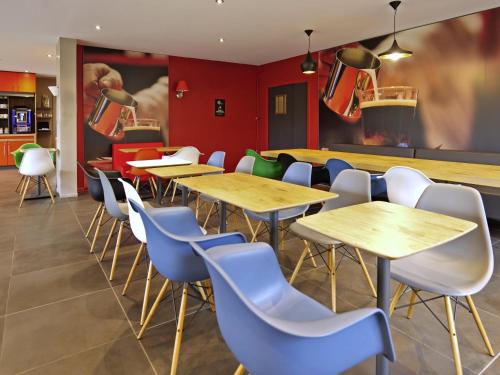 . ibis Moulins