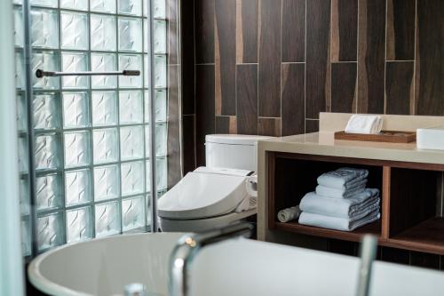 Chez Nous Grande Double or Twin Room image 10