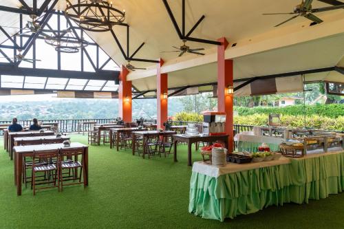 Mâncare şi băutură, Samprasob Resort in Sangkhla Buri