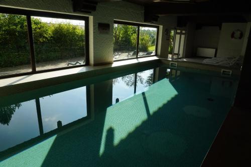 泳池, Hotel Sonnenbichl in 哈爾布萊希