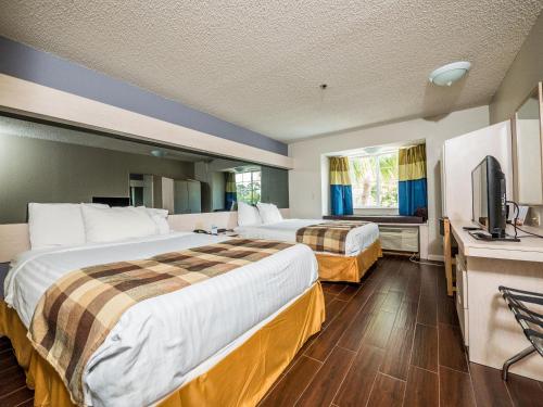 Microtel Inn & Suites by Wyndham Palm Coast I-95 in 棕櫚海岸