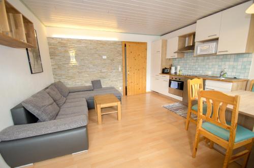 Apartment FUCHSLEHEN with terrace and mountain view by All in One Apartments