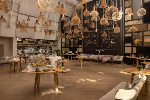 餐廳, 波爾多市中心希爾頓花園飯店 (Hilton Garden Inn Bordeaux Centre) in 波爾多