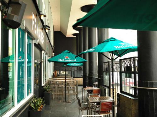 Restoranas, Novotel Perth Langley in Pertas