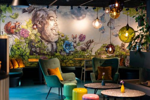 Cocoon Sendlinger Tor - image 26