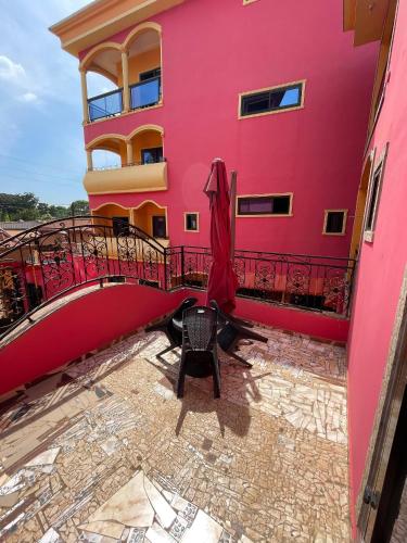 ระเบียง/ชานเรือน, NGK Hôtel Apartment (NGK Hotel Apartment) in บาฟูซซัม