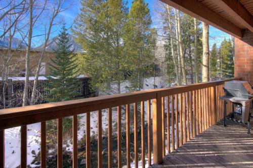 Lagoon 762B Townhouse - image 14