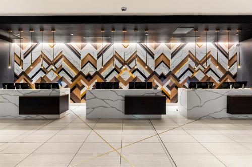 Hilton Minneapolis - image 3