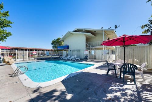 Úszómedence, Motel 6 Carson City, NV in Carson City