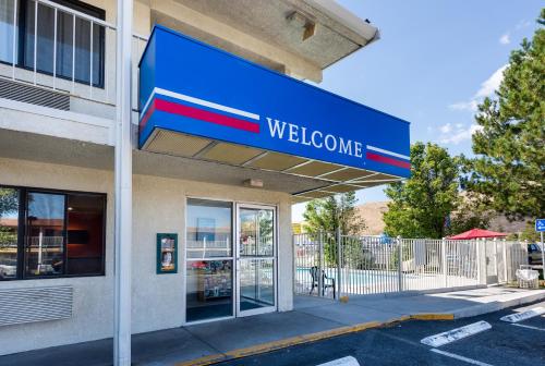 Motel 6-Carson City NV - image 3