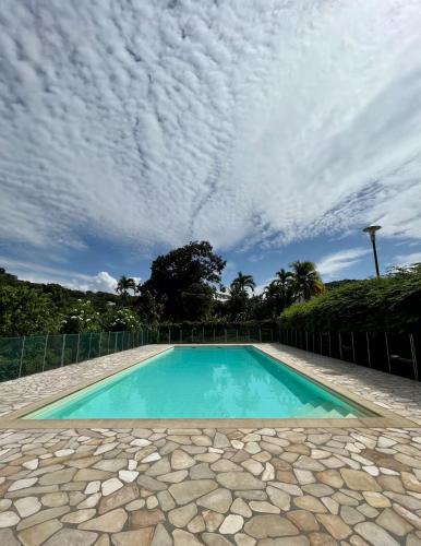 Zwembad, Coconut Room - Entre mer et forêt avec piscine (Coconut Room - Entre mer et foret avec piscine) in Remire-Montjoly
