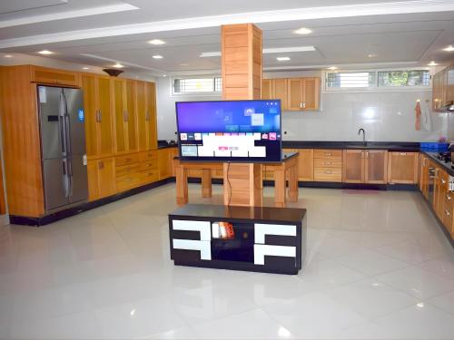 Villa Les Ambassades in เคนิทร่า