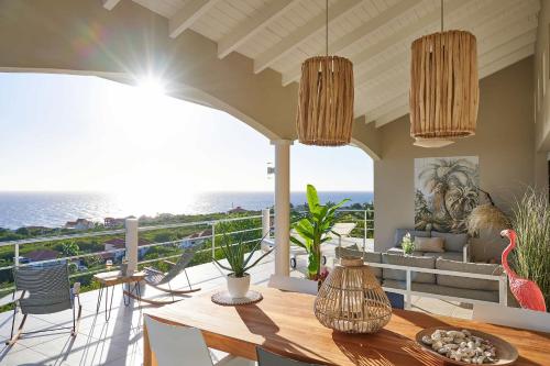 Vistas, Coral Estate Rentals in Willibrordus