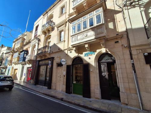Mosta Stays by Zzzing 5