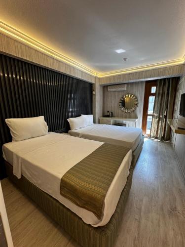 Zebra Hotel Buca – khách sạn tại Buca