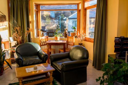 ห้องส่วนกลางสำหรับนั่งเล่น/ดูทีวี, Hosteria Les Eclaireurs in อุสฮัว