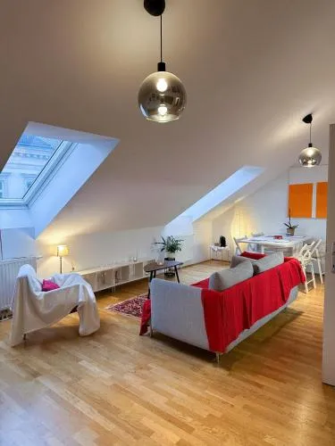 Modern 2-Room Private Apartment in City Center in Wien, Österreich
