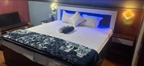 Youon resort in Bakkhali
