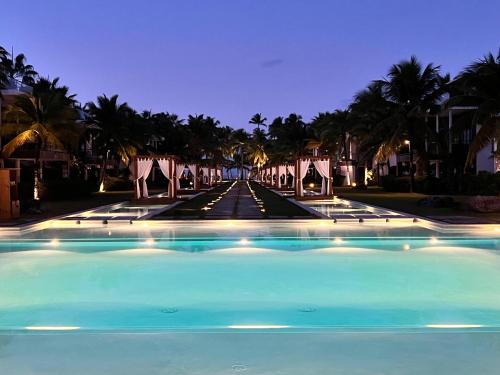 Go away to this charming apt at Sublime w private jacuzzi included – khách sạn tại Coson Beachfront
