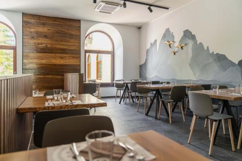 ห้องอาหาร, B&B โฮเทล ปาสโซ เทร โครชี คอร์ทินา (B&B Hotel Passo Tre Croci Cortina) in กอร์ตินา ดัมเปซโซ 
