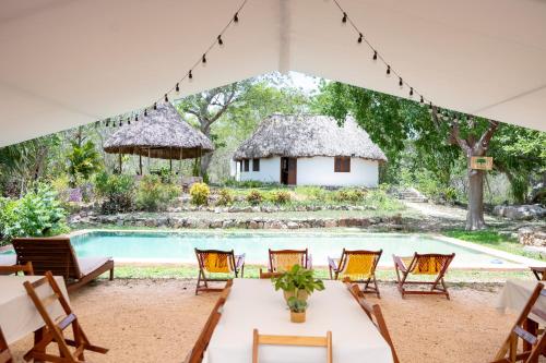 Iekārtas, El Prado- Rancho familiar en Yucatán (El Prado- Rancho familiar en Yucatan) in Hoktuna