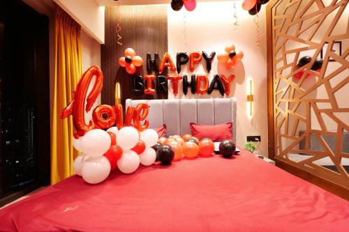 Galaxy blue sapphire plaza - image 5