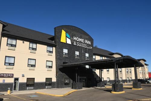 Home Inn & Suites - Swift Current in Свифт Керрент (Саскачеван)