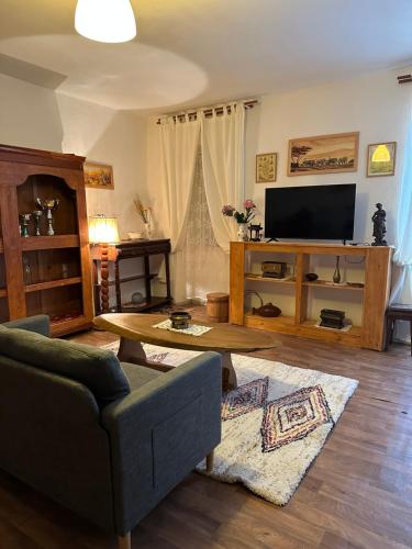 Koplietošanas atpūtas telpa ar TV, Casa Bella Centre de Corsica in Santo Pietro Di Venaco