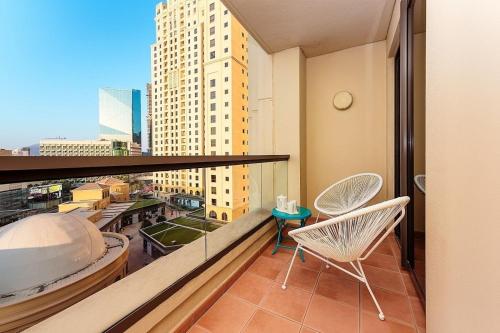 Elan Rimal Bahar Suites 1min walk to the Sea! Prime location JBR Beach Front - image 11
