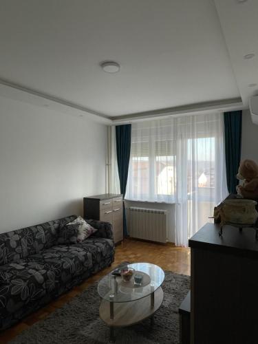 Apartman Ema