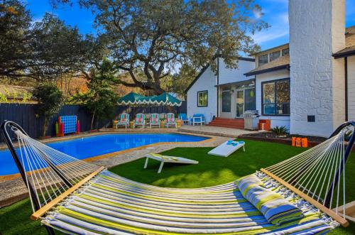 Riverwalk Villa Game Room Grill Heated Pool – khách sạn tại Làng Đồi Quê