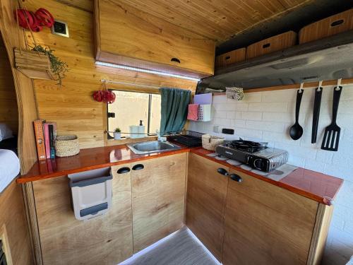 廚房, Furgoneta camper solo hospedaje sin conducción (Furgoneta camper solo hospedaje sin conduccion) in 菲爾加斯